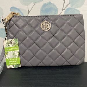 Badgley Mischka Diamond Quilted Clutch Wristlet NWT